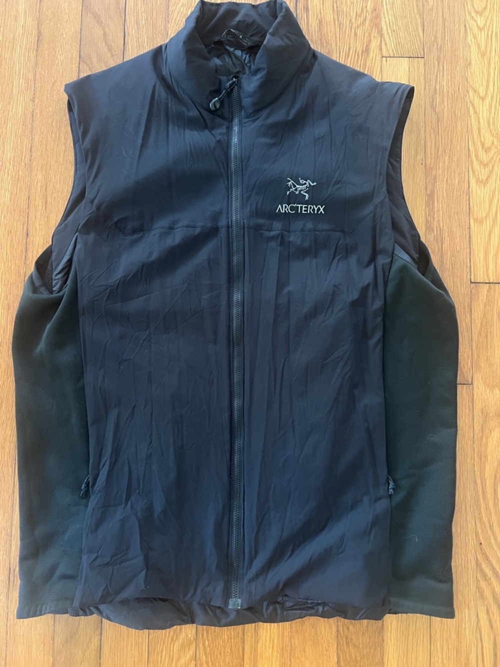 Arcteryx Atom Vest - Men’s Large - Black